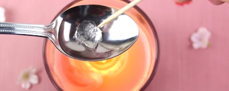 如何用花瓣的汁做成口红 如何用花瓣的汁做成口红