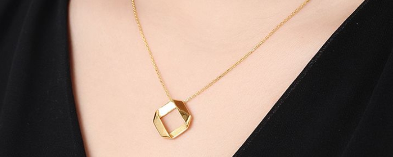 周六福足金是纯金吗 周六福足金是纯金吗