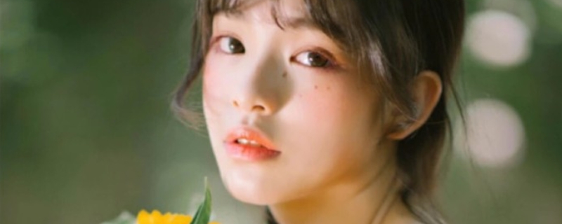 夏天脸晒黑了如何变白 夏天脸晒黑了如何变白