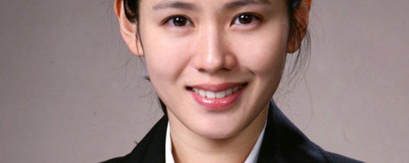 去拍身份证照片要穿什么颜色的衣服 去拍身份证照片要穿什么颜色的衣服