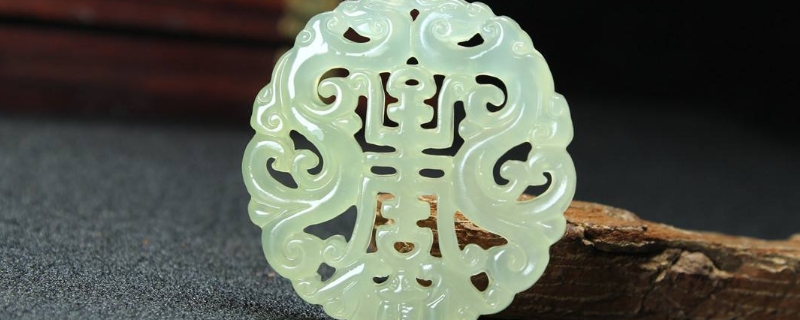 岫玉用油养还是用水养 岫玉用油养还是用水养