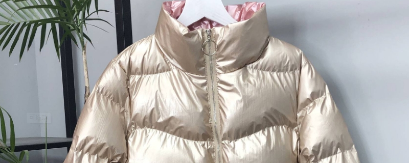 亮面羽绒服掉漆修复