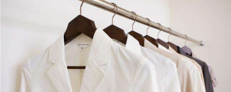纯白衣服整体染色了怎么办