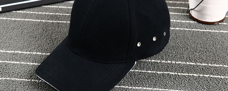 鸭舌帽怎么清洗